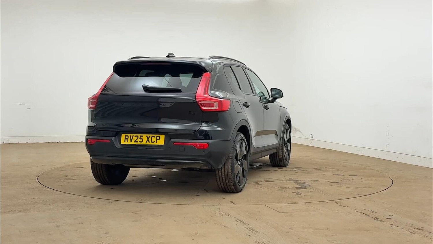 Used Volvo XC40 2025 for sale - 78192621: Photo 30