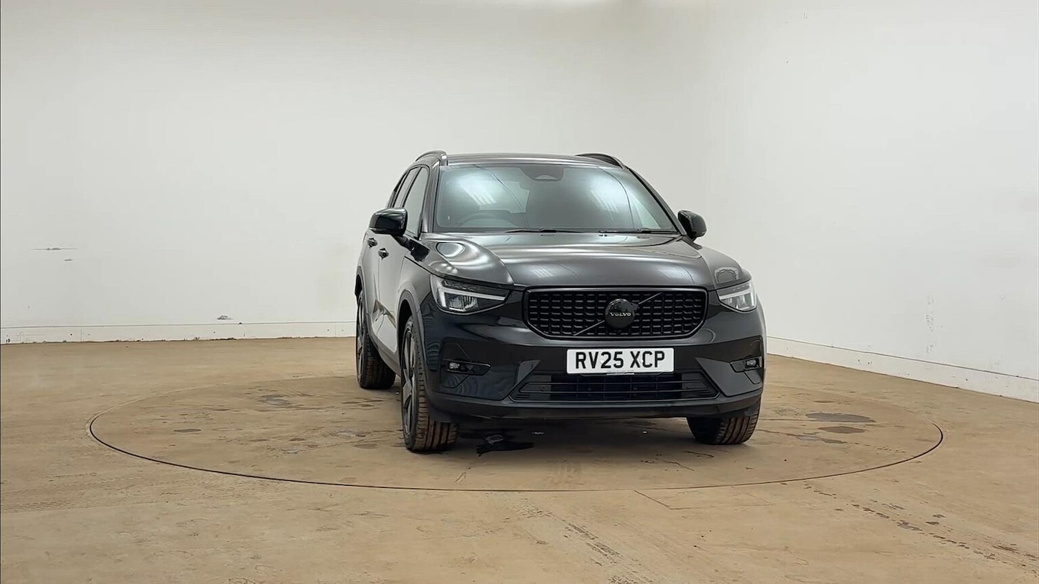 Used Volvo XC40 2025 for sale - 78192621: Photo 32