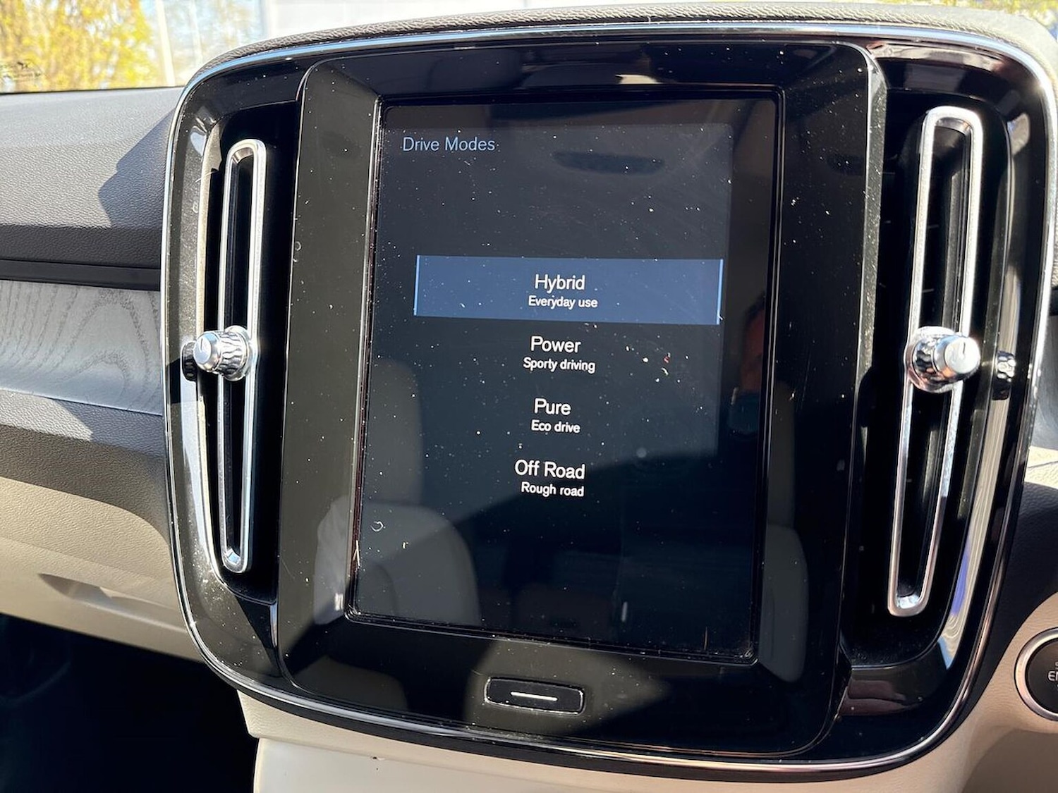 Used Volvo XC40 2021 for sale - 78192647: Photo 25