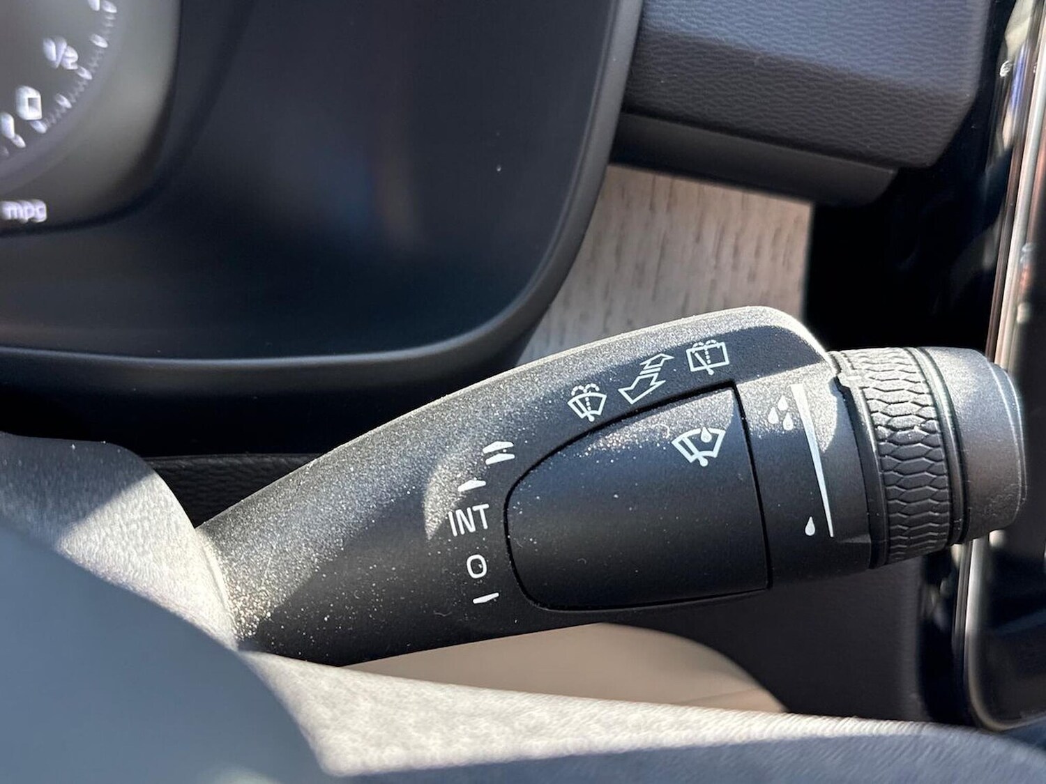 Used Volvo XC40 2021 for sale - 78192647: Photo 28