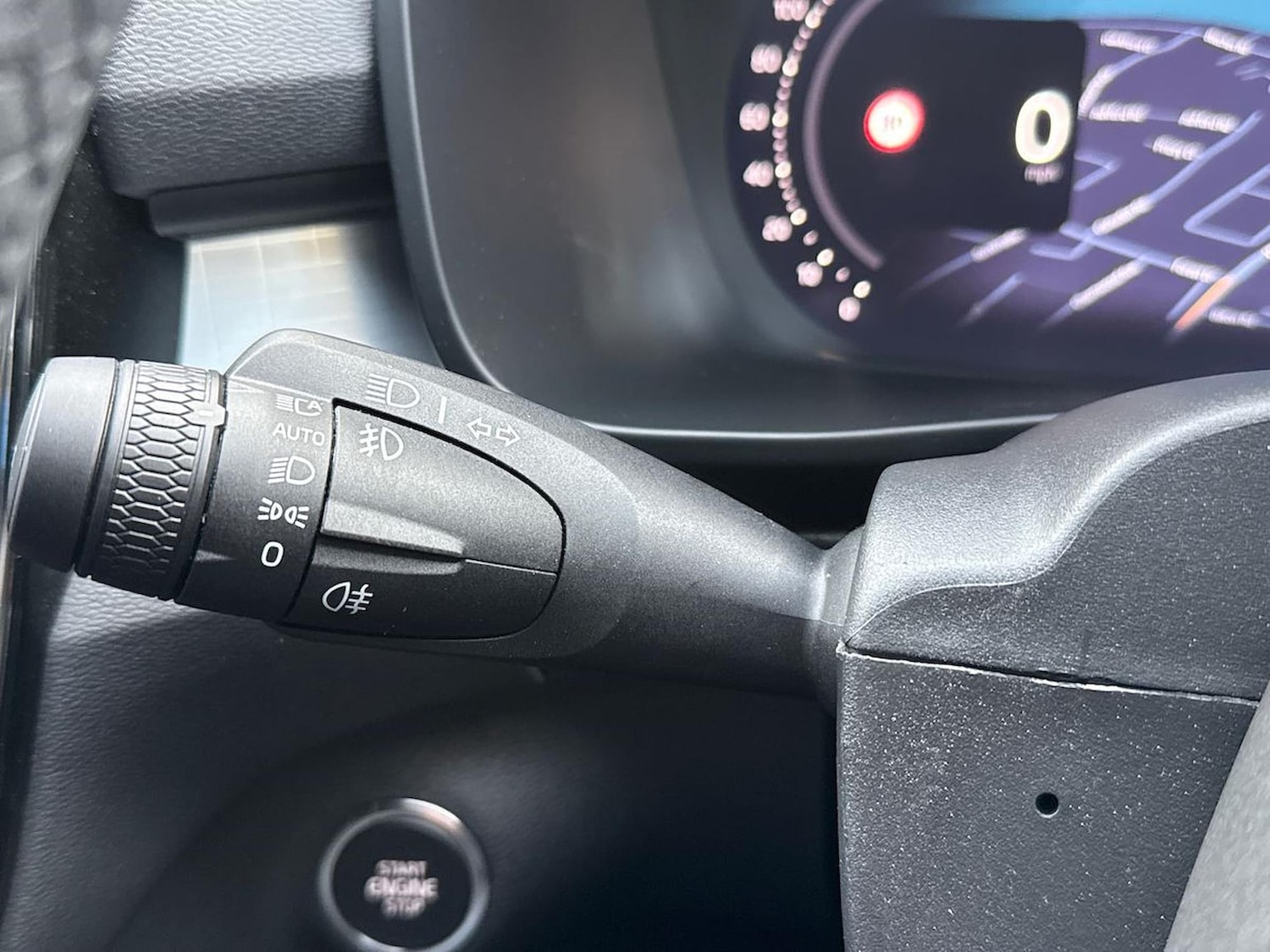 Used Volvo XC40 2025 for sale - 76570968: Photo 29