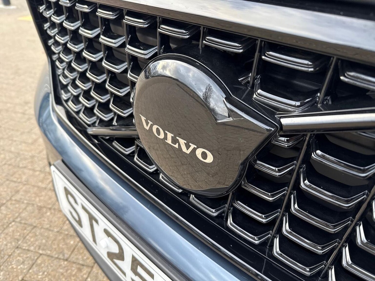 Used Volvo XC40 2025 for sale - 76570968: Photo 32