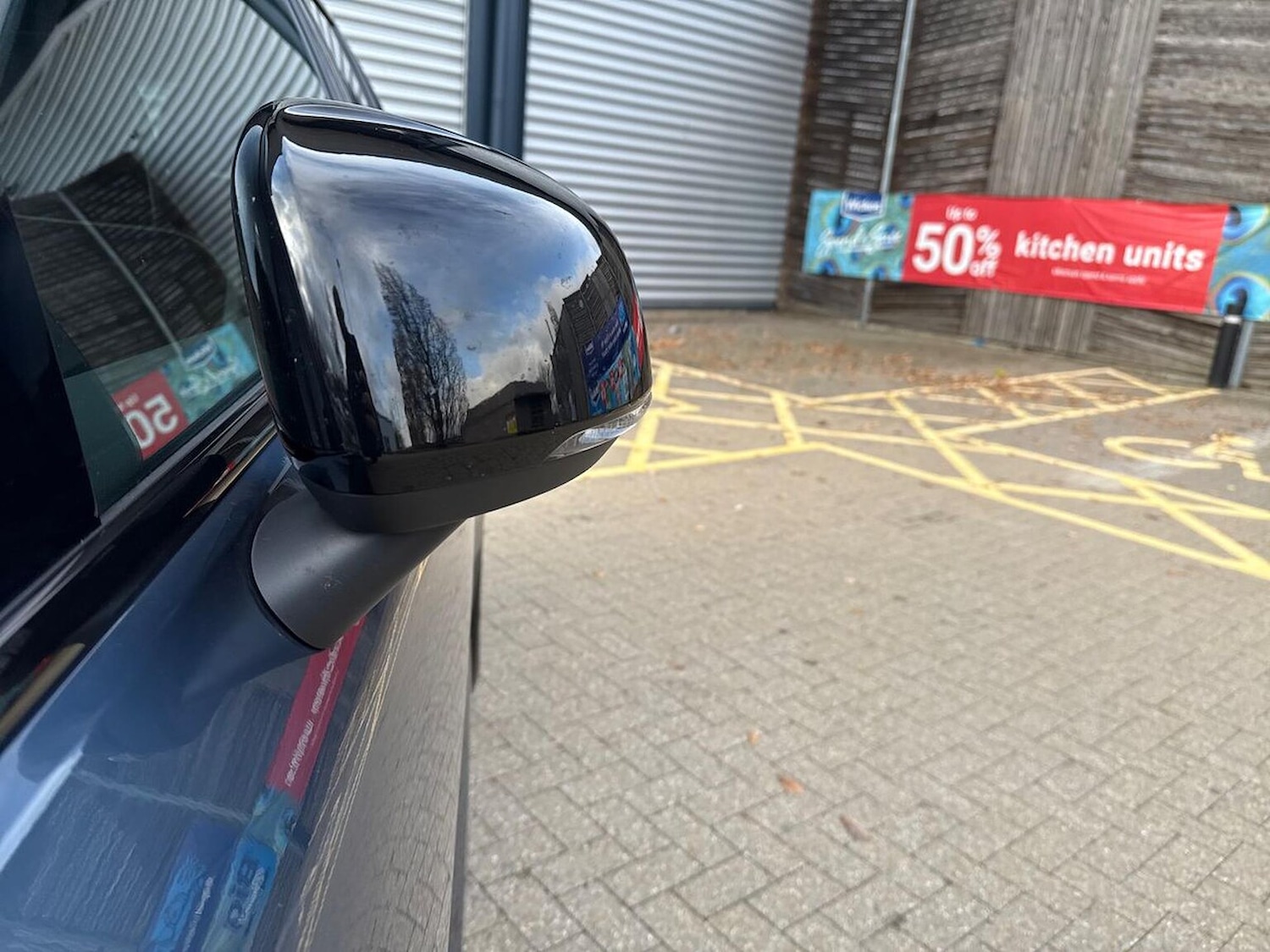 Used Volvo XC40 2025 for sale - 76570968: Photo 37