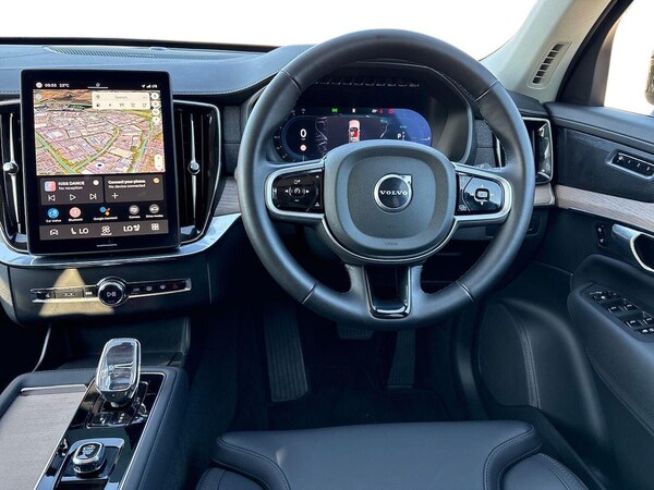 Used Volvo XC90 2025 for sale - 76016926: Photo 9