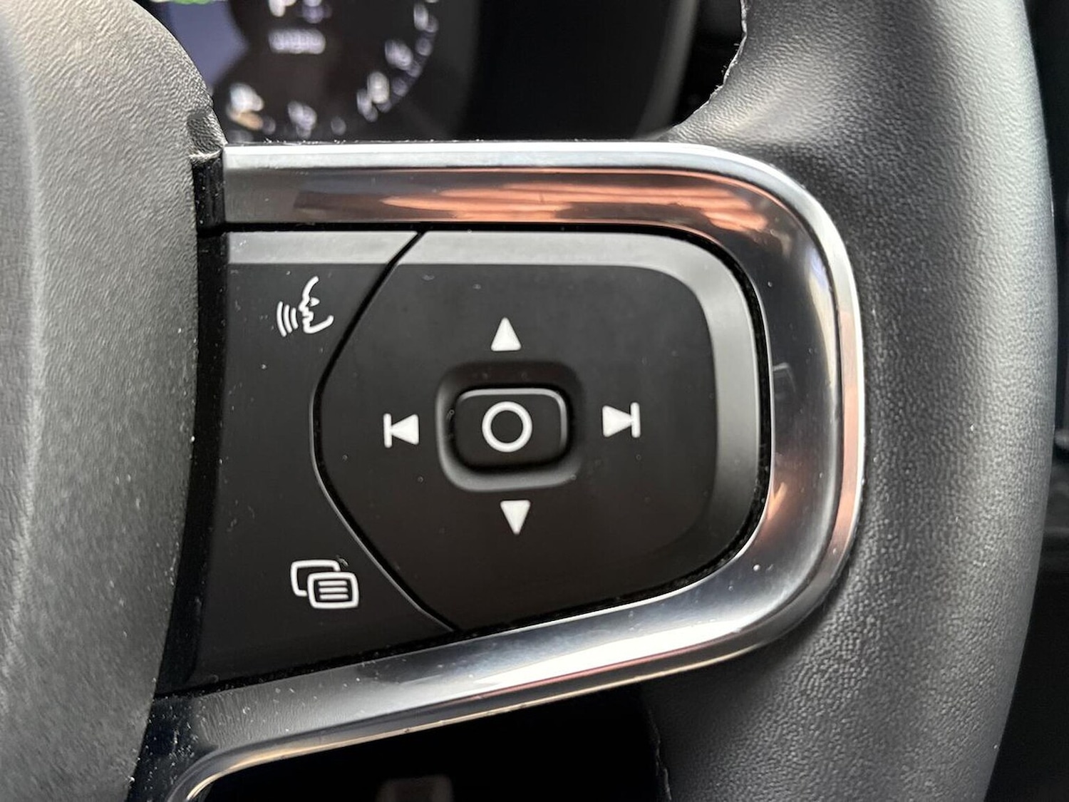 Used Volvo XC40 2021 for sale - 77775196: Photo 26