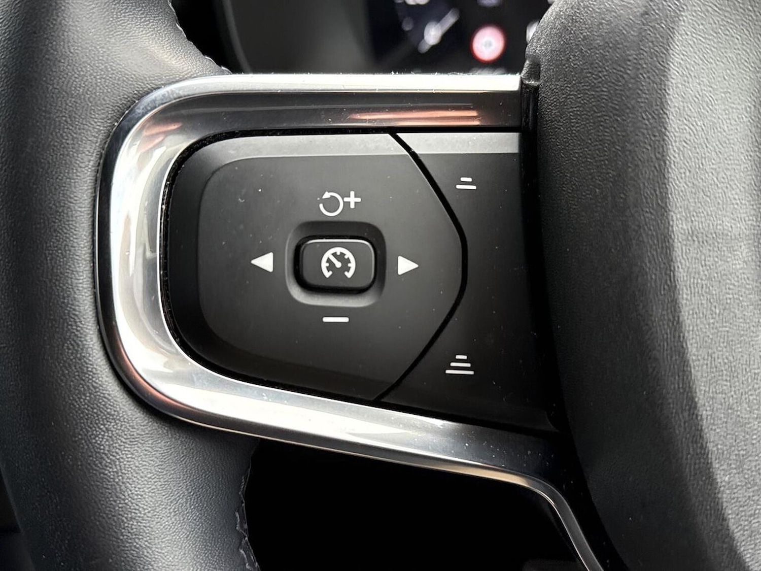 Used Volvo XC40 2021 for sale - 77775196: Photo 27