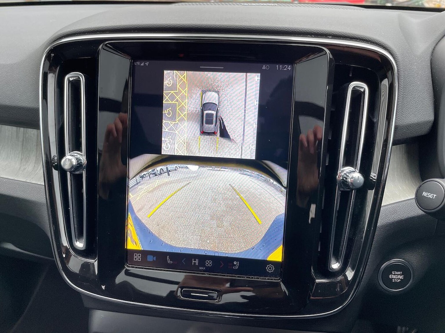 Used Volvo XC40 2025 for sale - 77629397: Photo 23