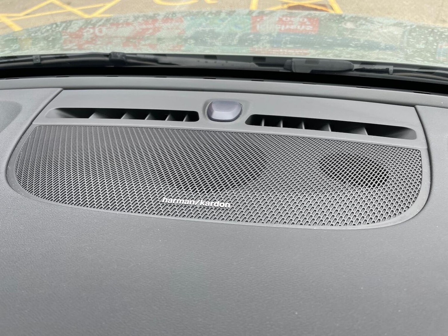 Used Volvo XC40 2025 for sale - 77629397: Photo 28