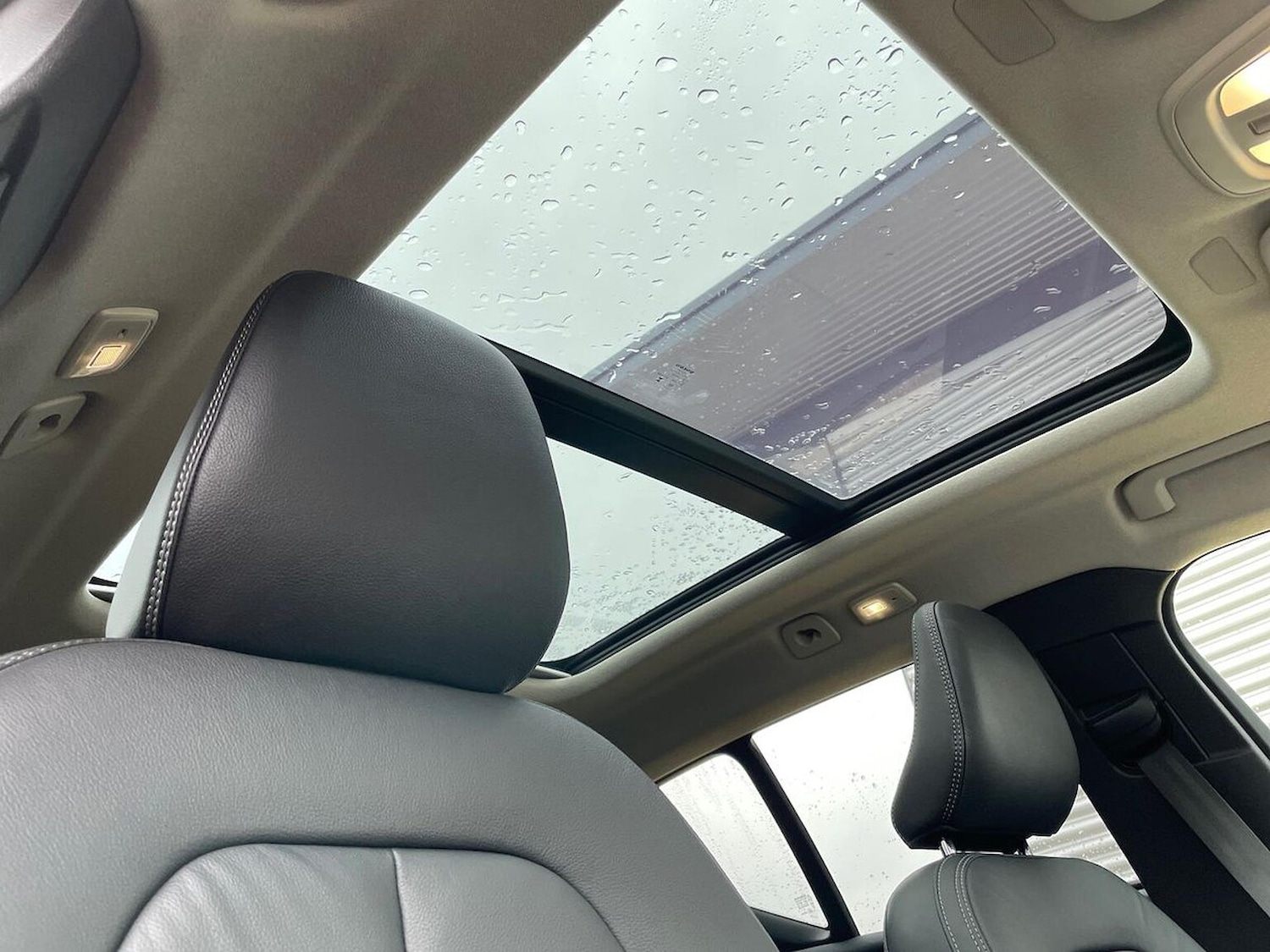 Used Volvo XC40 2025 for sale - 77629397: Photo 29