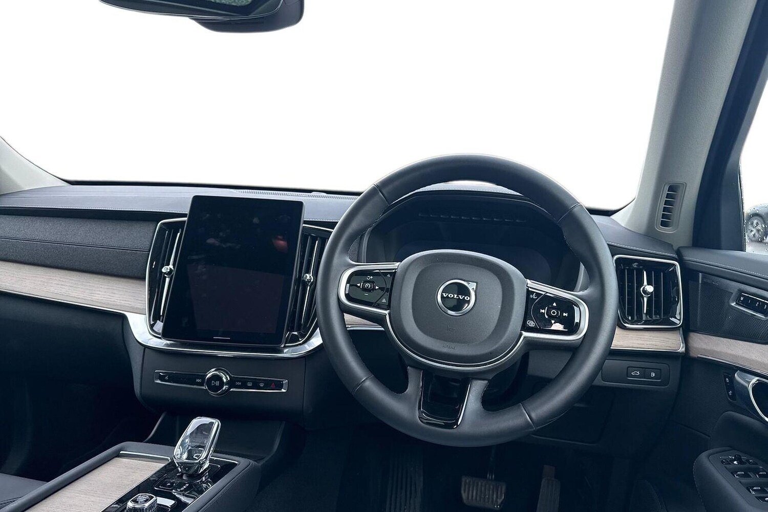 Used Volvo XC90 2025 for sale - 76521015: Photo 9