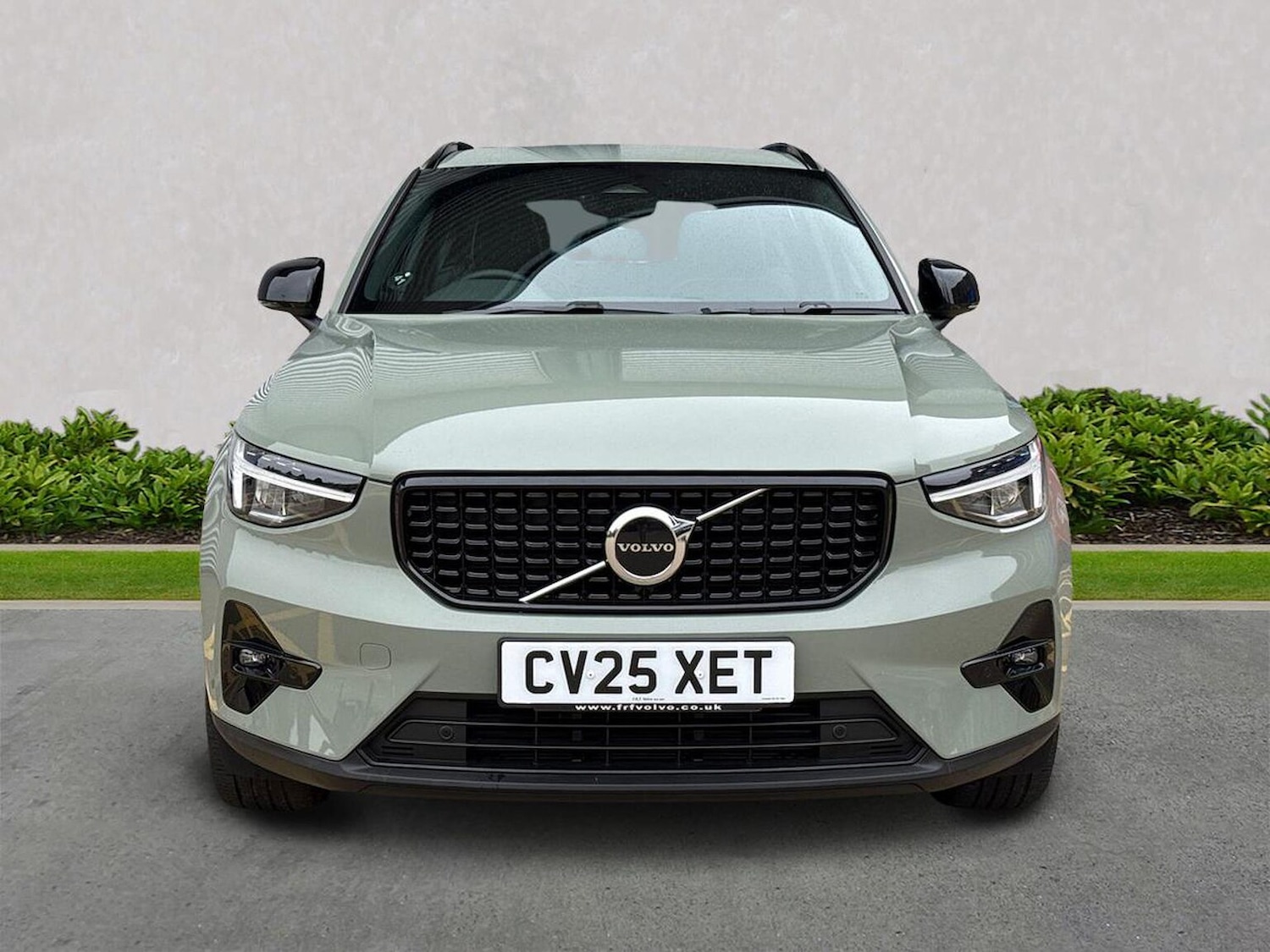 Used Volvo XC40 2025 for sale - 76142929: Photo 5