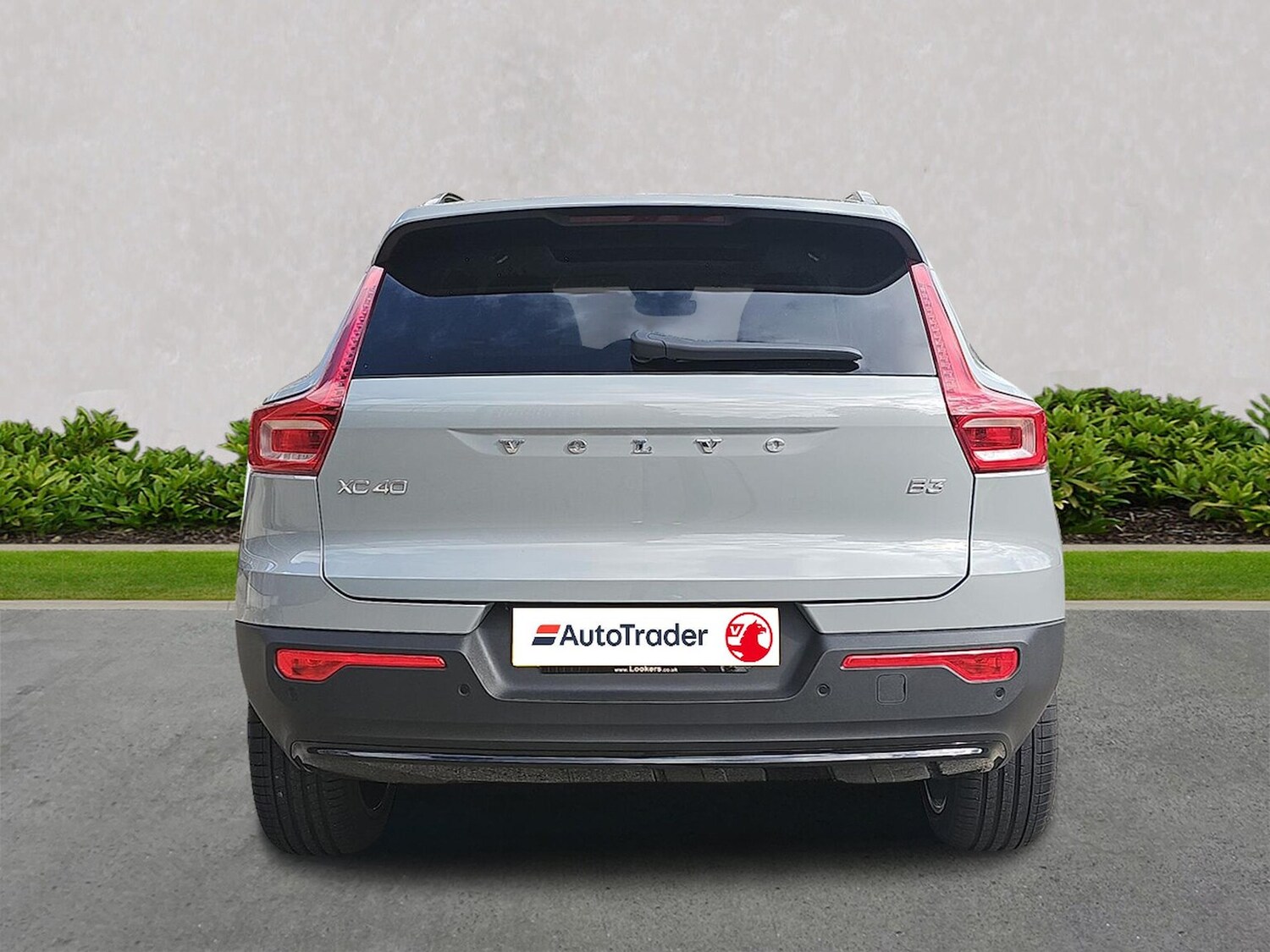 Used Volvo XC40 2025 for sale - 76220411: Photo 4