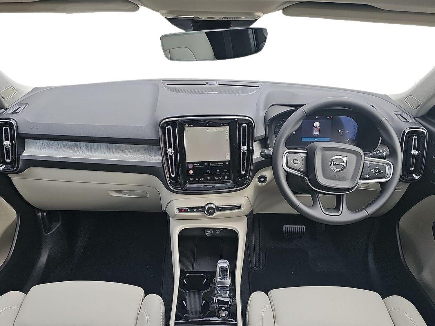 Used Volvo XC40 2025 for sale - 76220411: Photo 8