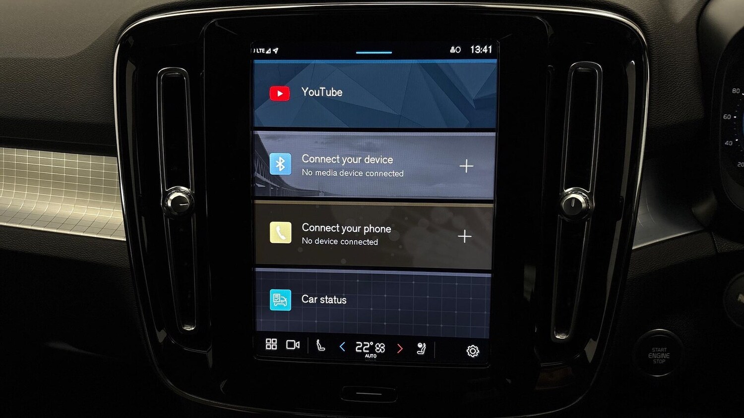 Used Volvo XC40 2022 for sale - 76220414: Photo 11