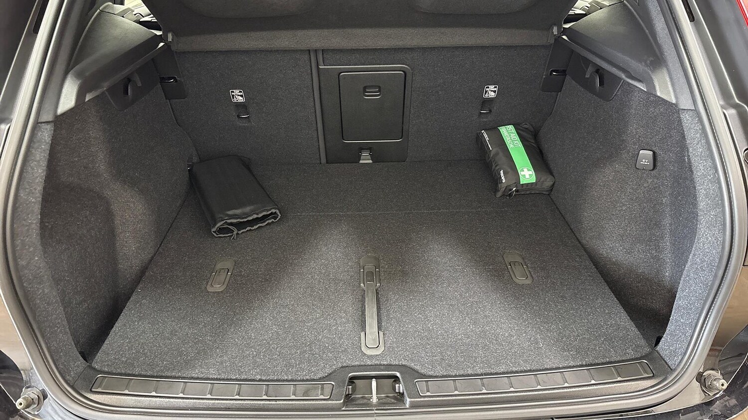 Used Volvo XC40 2022 for sale - 76220414: Photo 14