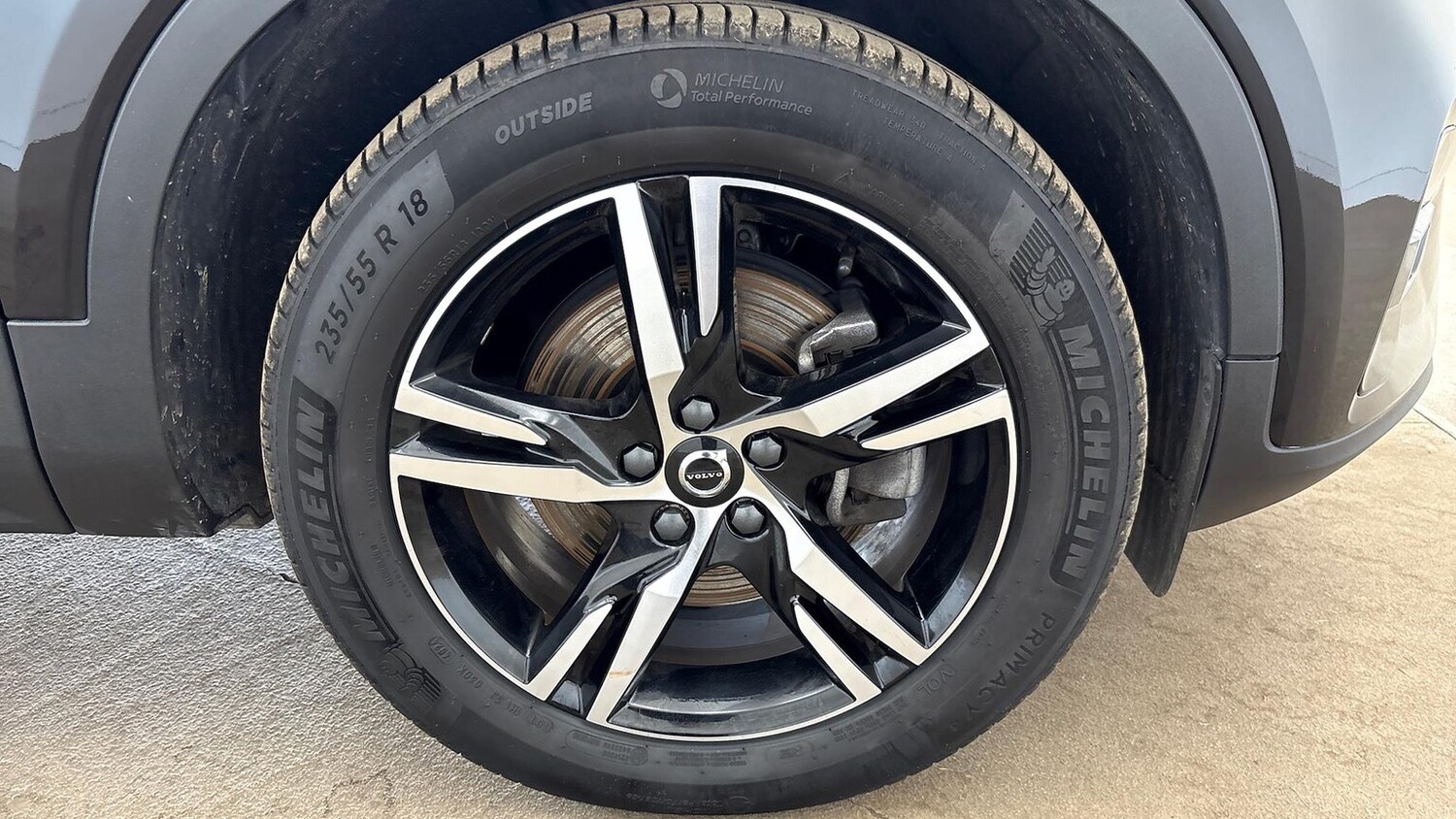 Used Volvo XC40 2022 for sale - 76220414: Photo 41