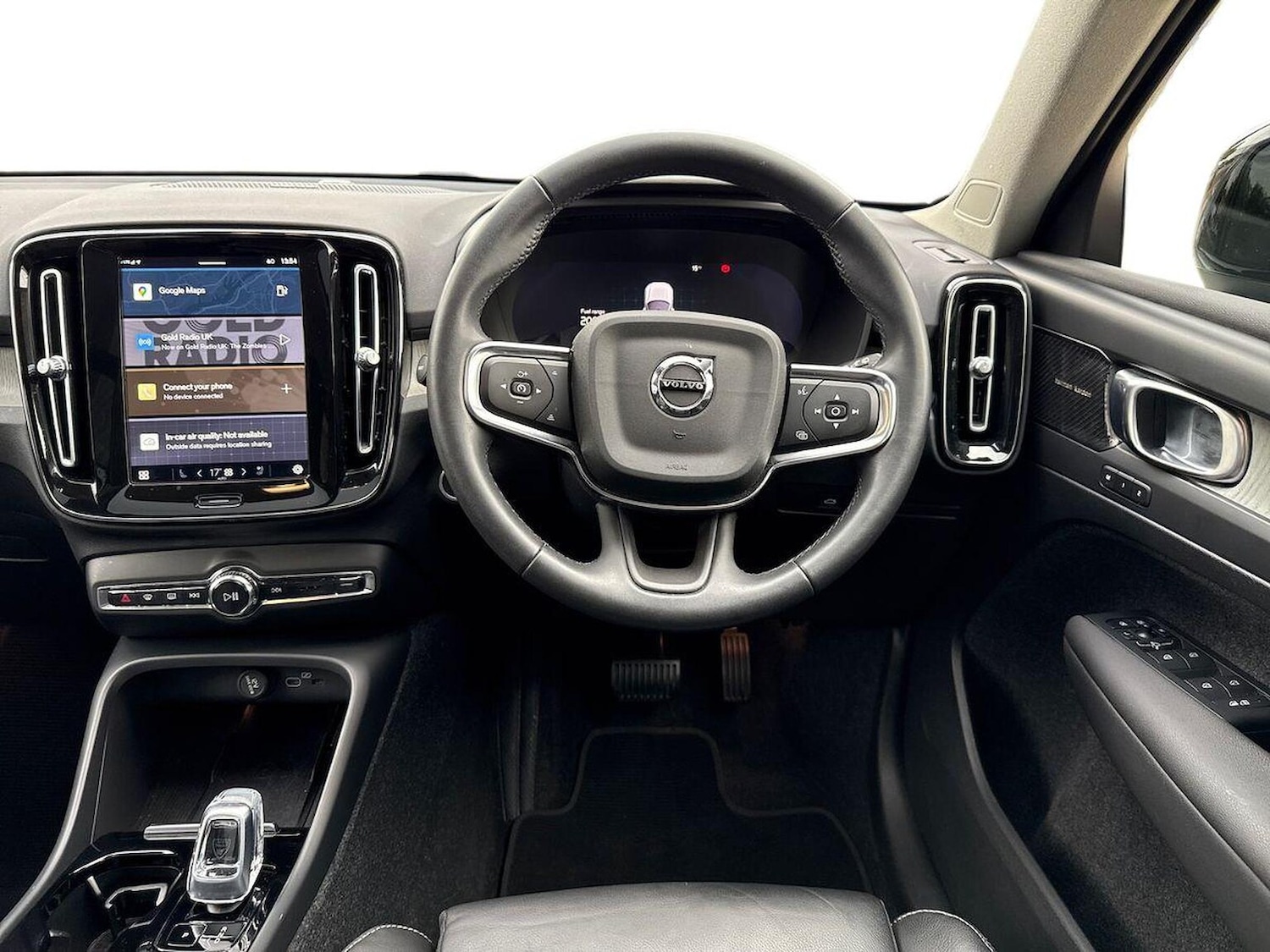 Used Volvo XC40 2022 for sale - 76142928: Photo 9