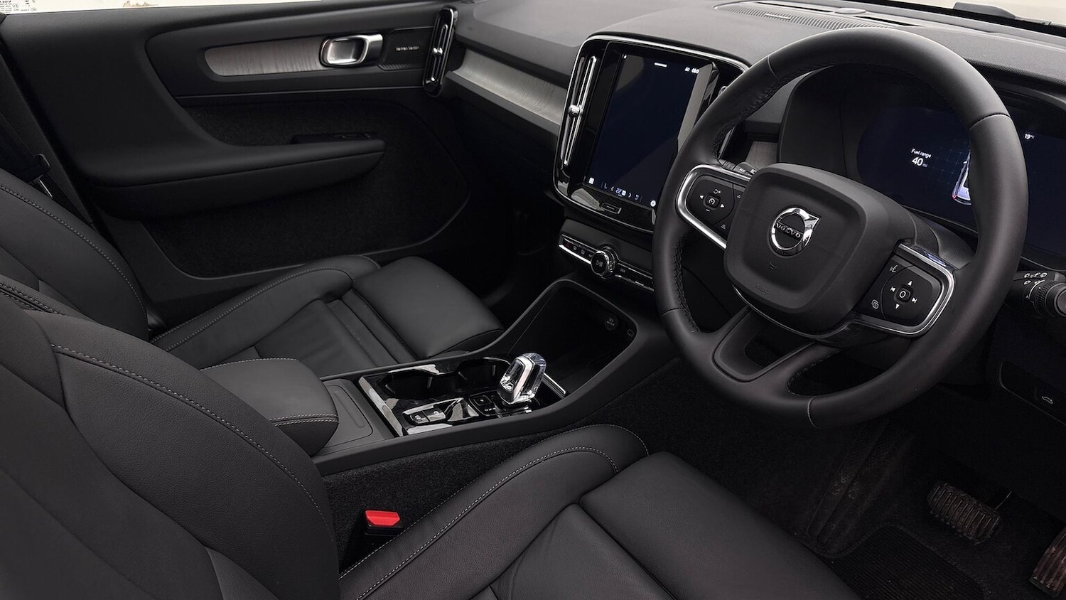 Used Volvo XC40 2024 for sale - 76471090: Photo 10