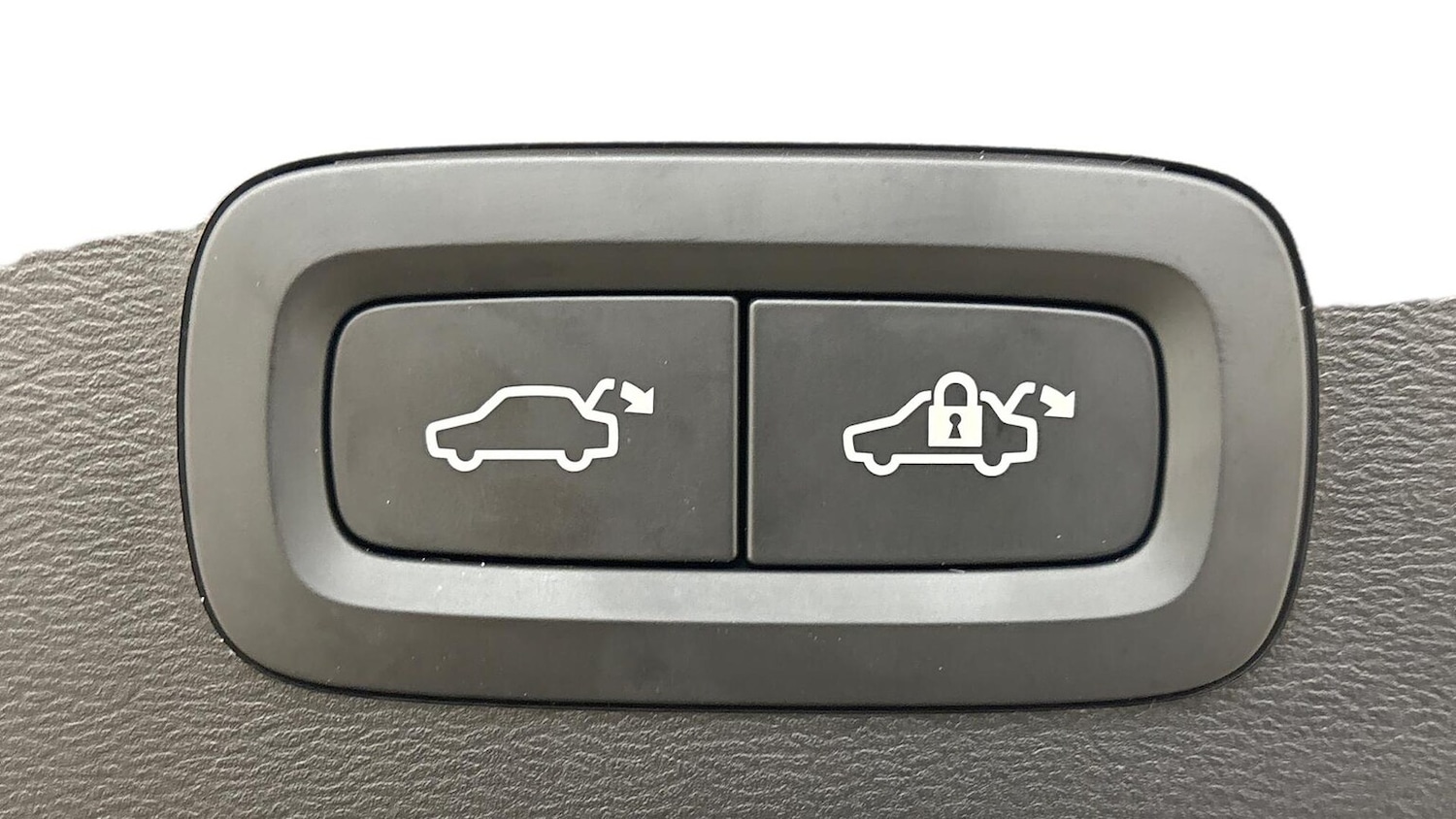 Used Volvo XC40 2024 for sale - 76471090: Photo 20