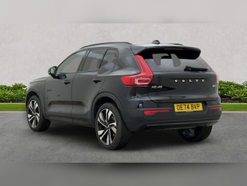 Used Volvo XC40 2024 for sale - 76471090: Photo