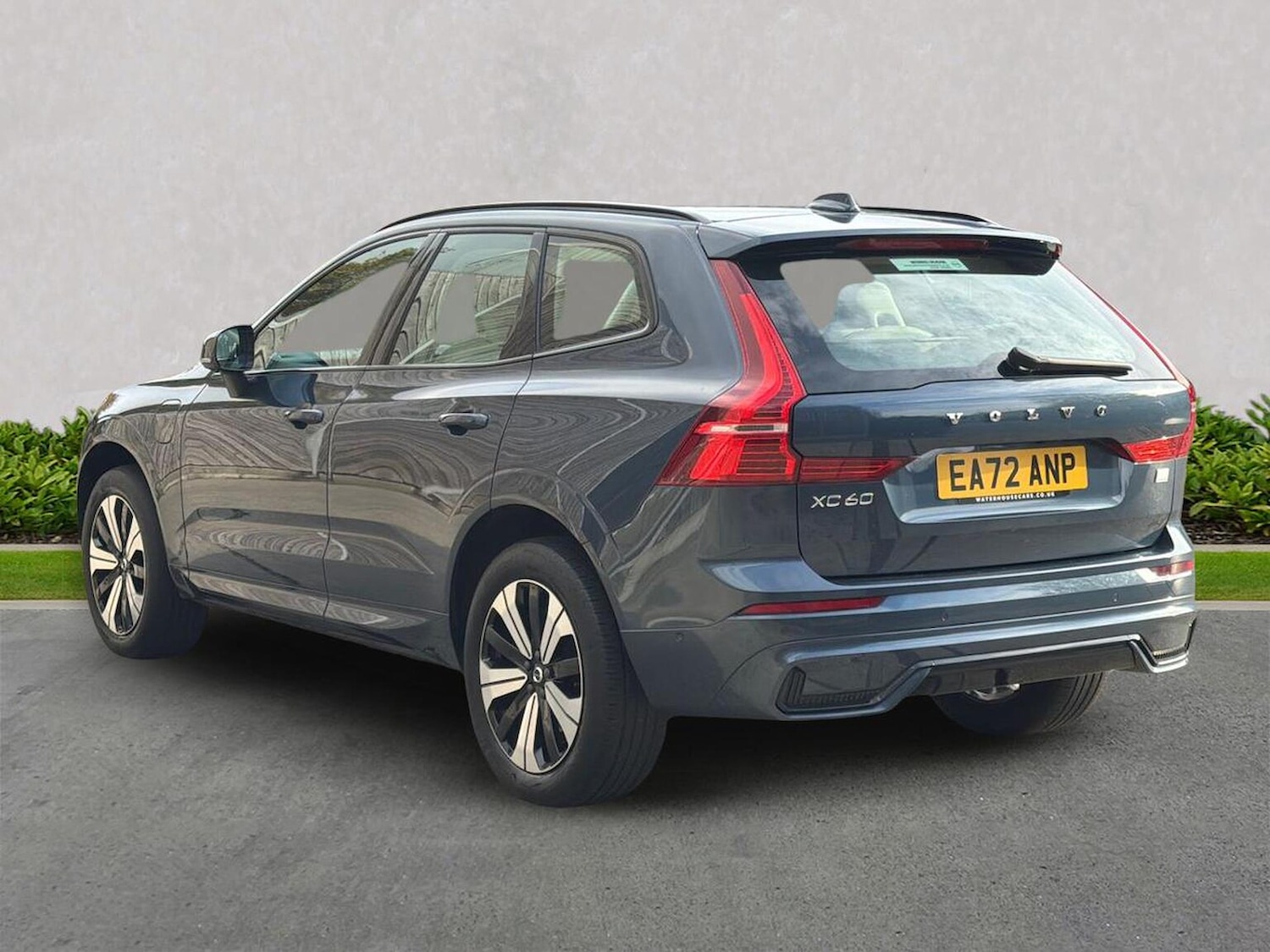 Used Volvo XC60 2022 for sale - 76461814: Photo 2