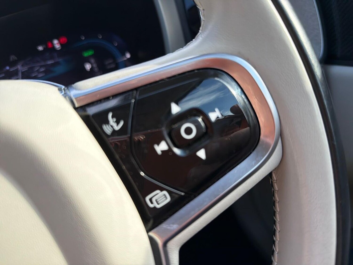 Used Volvo XC60 2022 for sale - 76461814: Photo 26