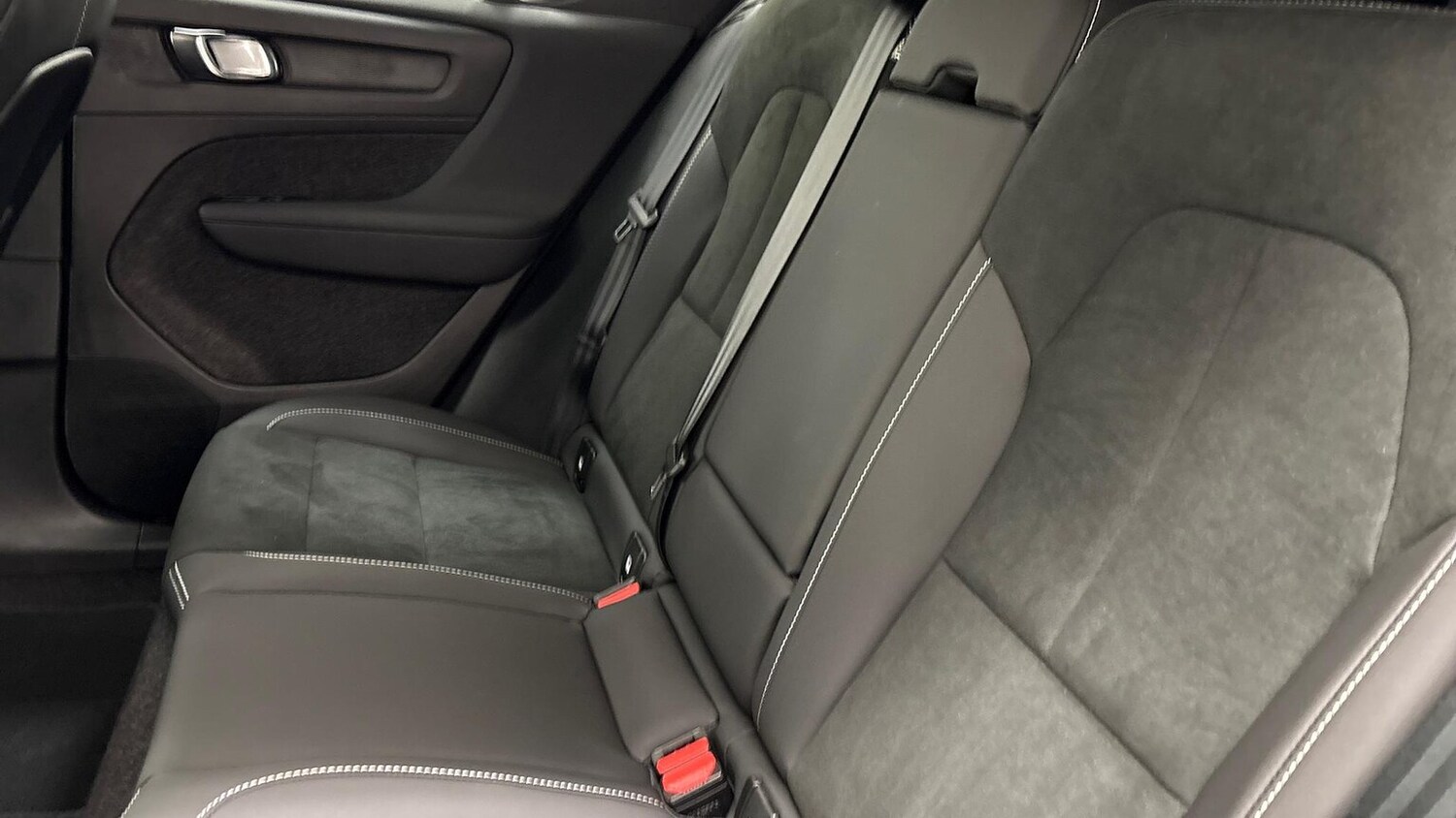 Used Volvo XC40 2024 for sale - 76016931: Photo 13