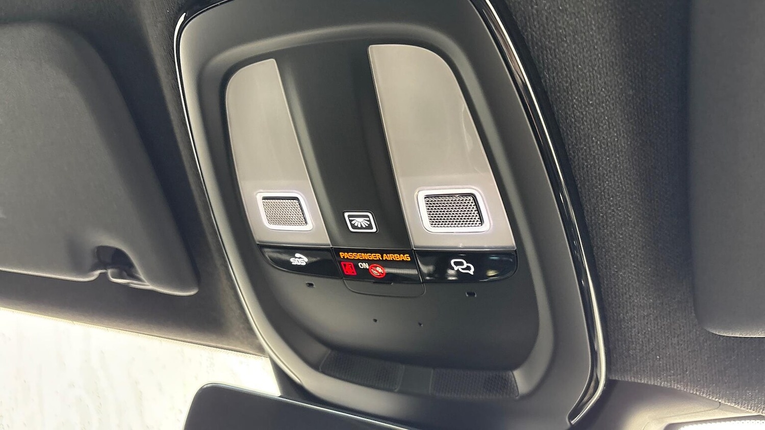 Used Volvo XC40 2024 for sale - 76016931: Photo 33