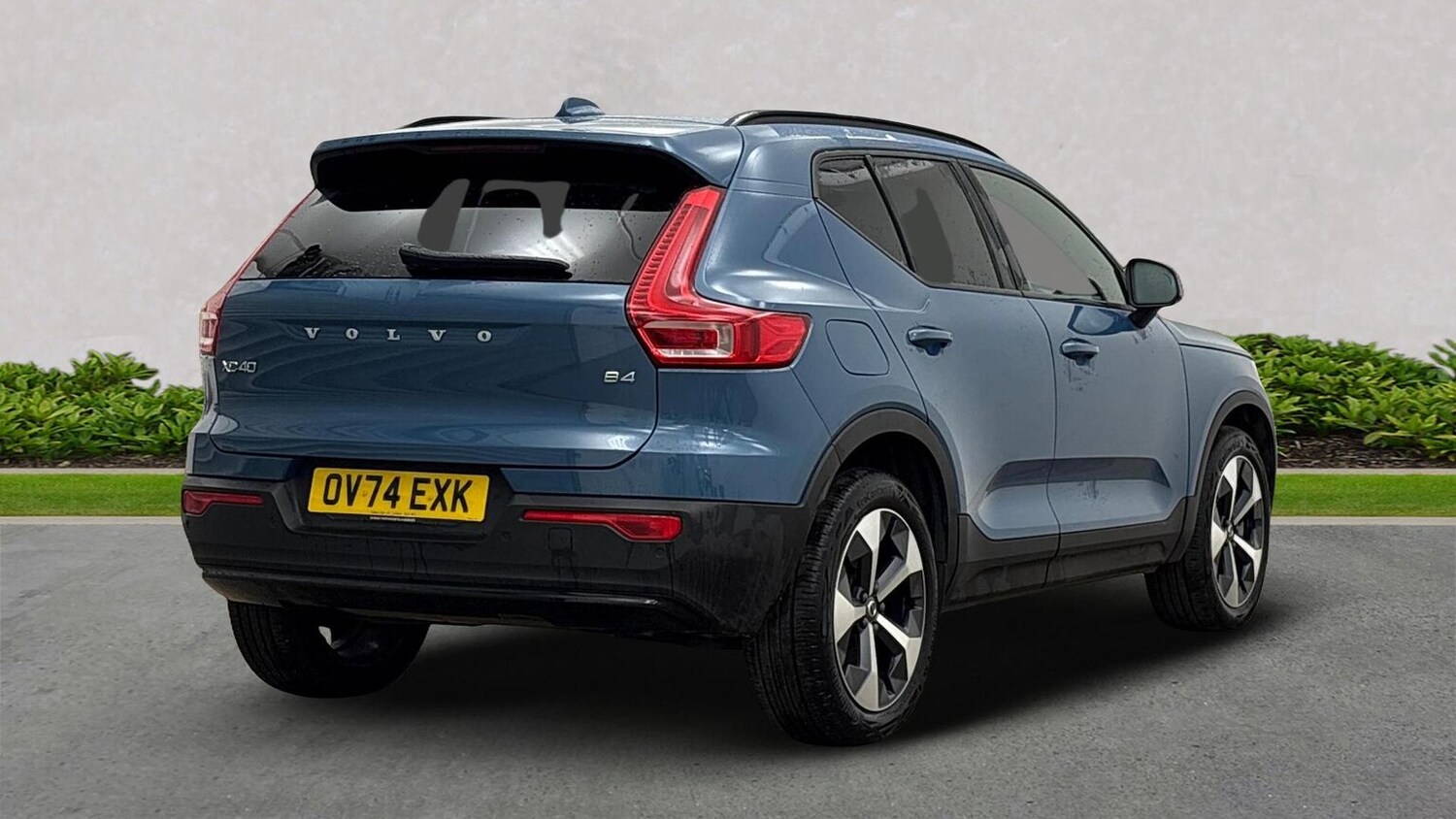 Used Volvo XC40 2024 for sale - 76016931: Photo 4