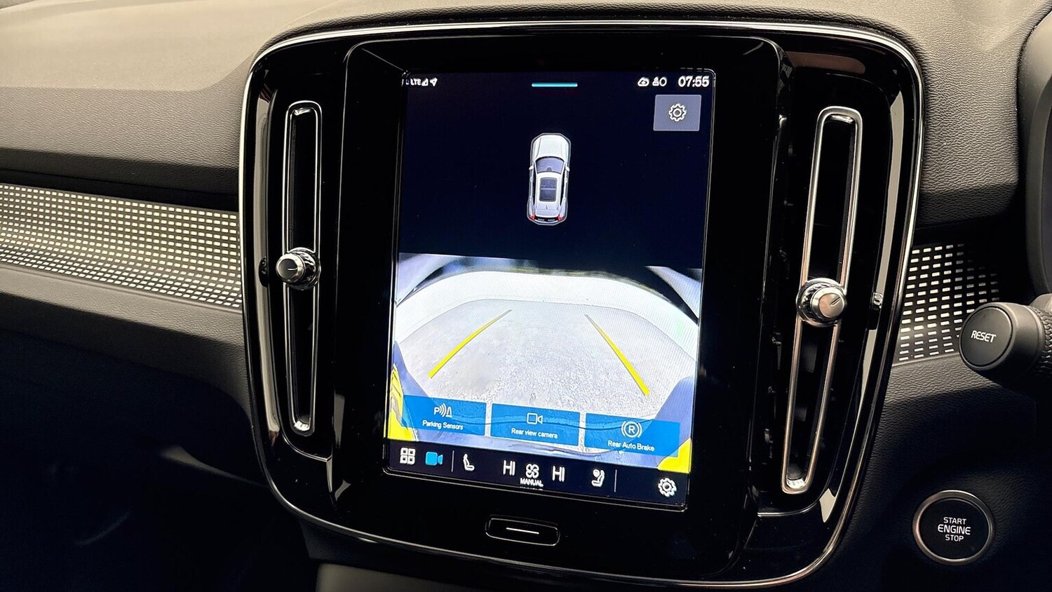 Used Volvo XC40 2024 for sale - 76016931: Photo 41