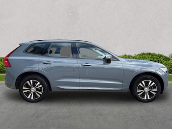 Used Volvo XC60 2023 for sale - 76249734: Photo 3