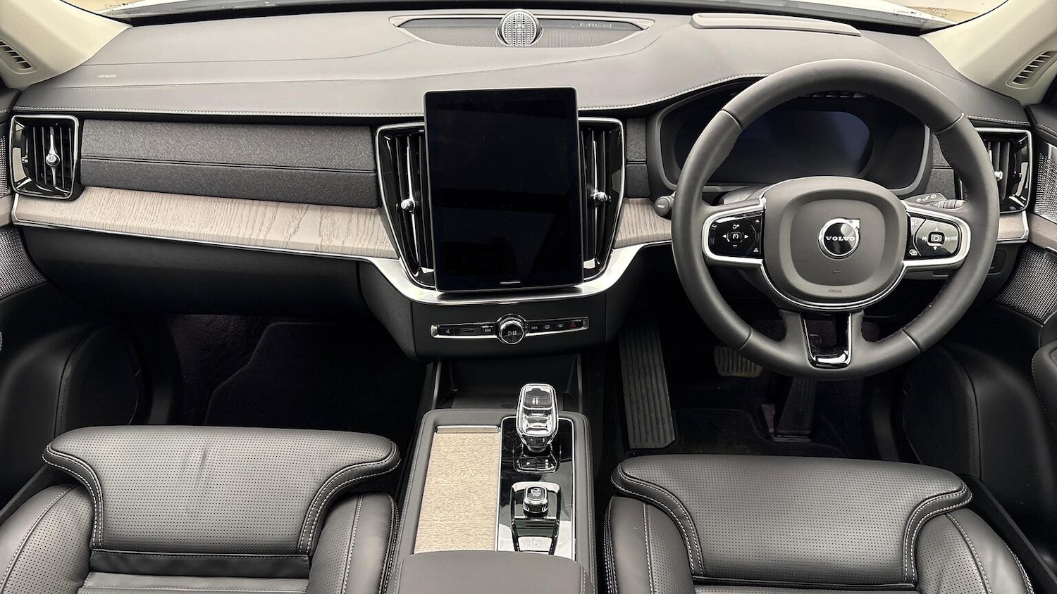 Used Volvo XC90 2025 for sale - 76464668: Photo 10