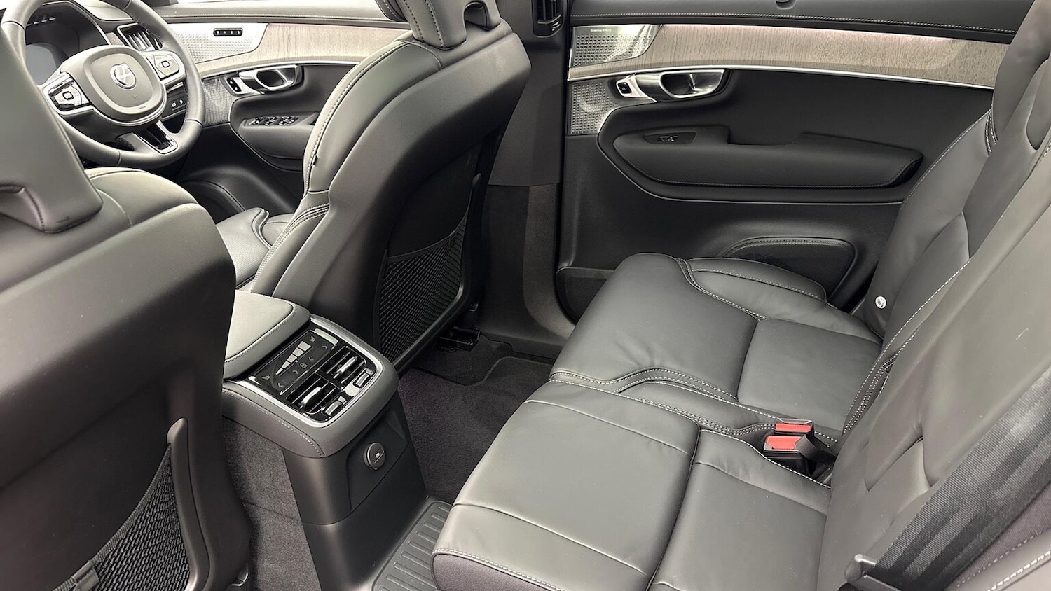 Used Volvo XC90 2025 for sale - 76464668: Photo 13