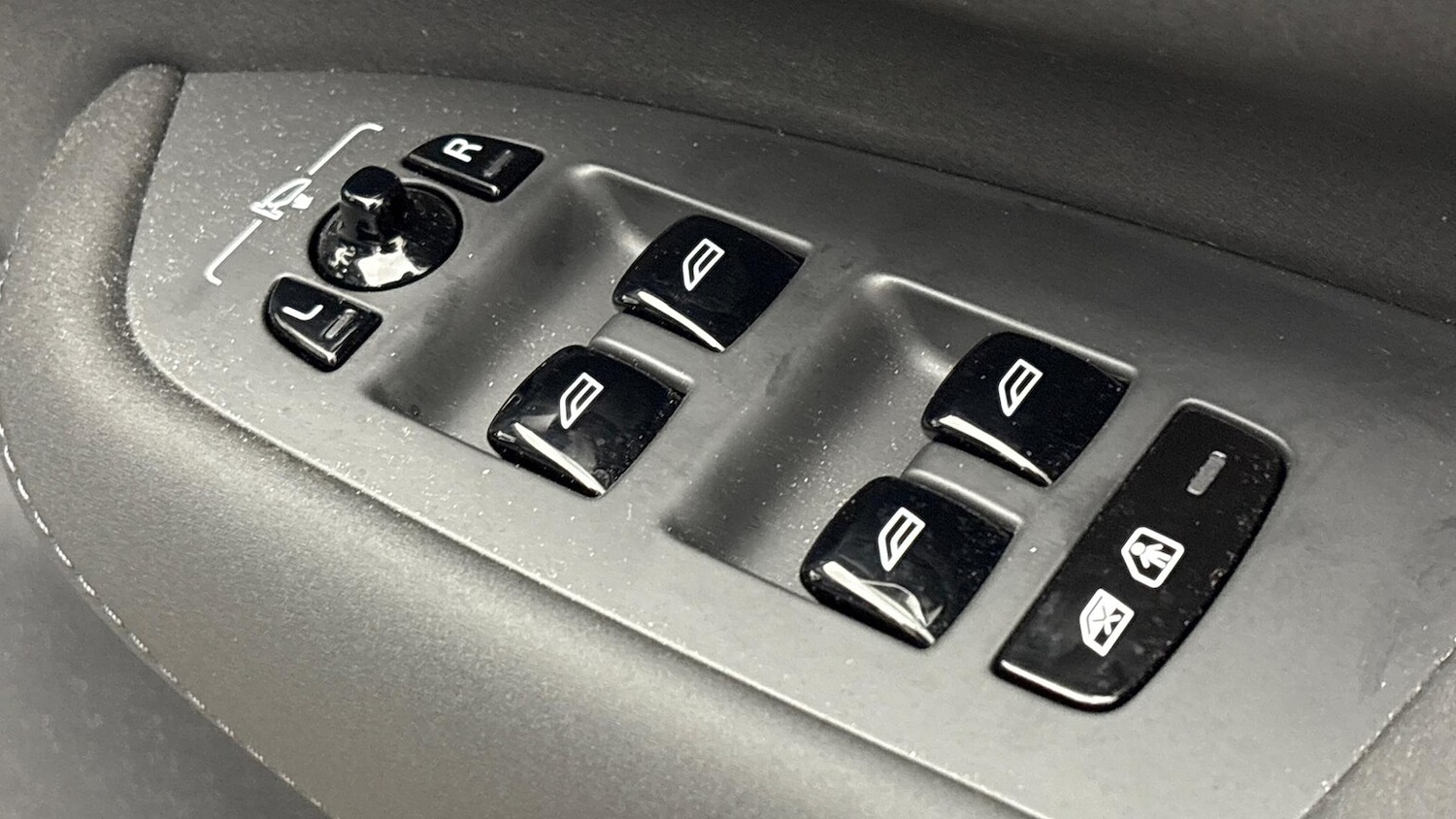 Used Volvo XC90 2025 for sale - 76464668: Photo 24