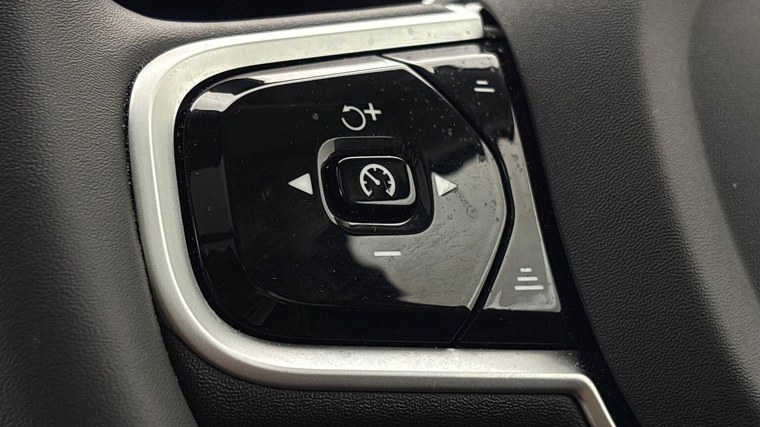 Used Volvo XC90 2025 for sale - 76464668: Photo 30