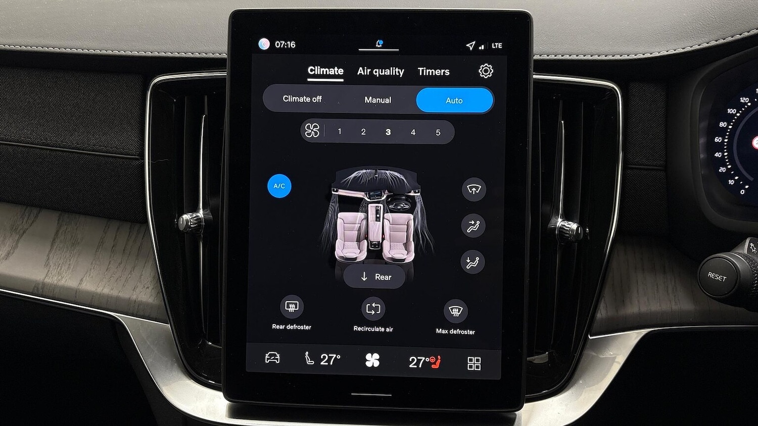 Used Volvo XC90 2025 for sale - 76464668: Photo 37