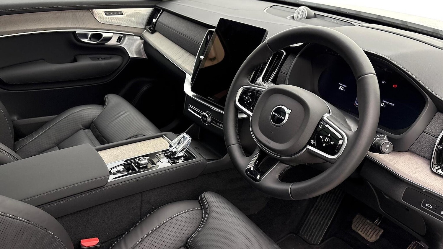 Used Volvo XC90 2025 for sale - 76464668: Photo 9