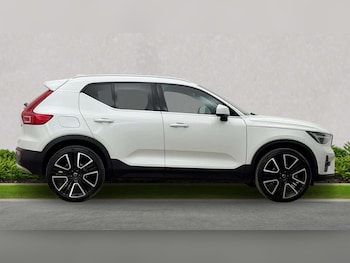 Used Volvo XC40 2025 for sale - 78764808: Photo