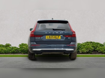 Used Volvo XC60 2025 for sale - 77077301: Photo
