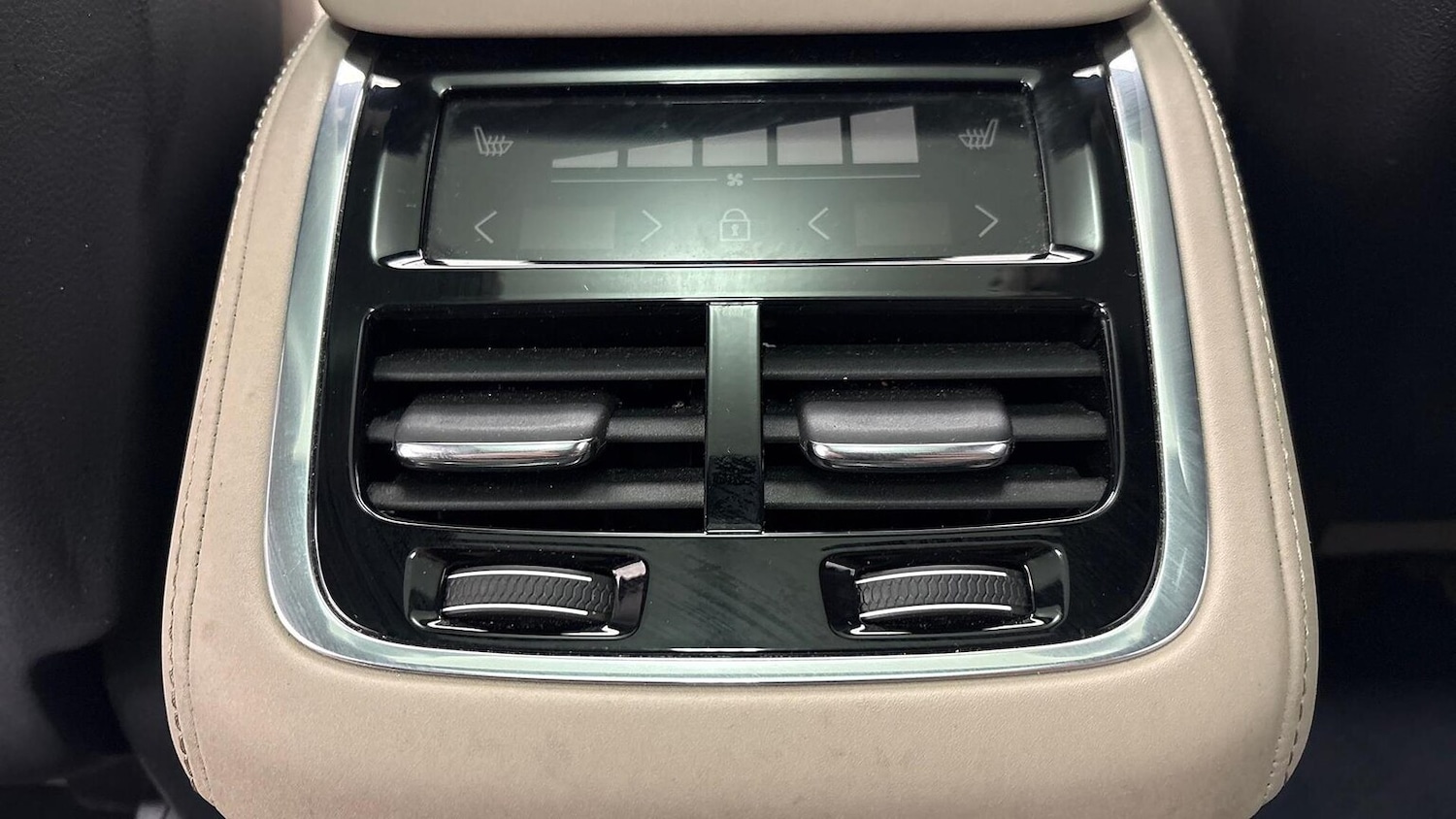 Used Volvo XC90 2025 for sale - 76464665: Photo 18