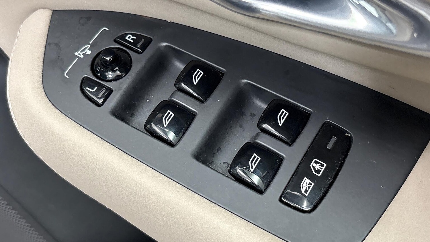 Used Volvo XC90 2025 for sale - 76464665: Photo 24