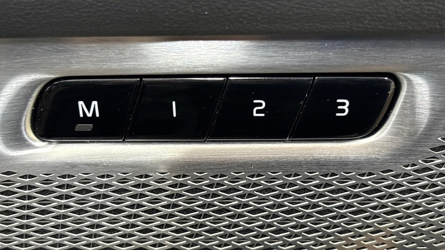 Used Volvo XC90 2025 for sale - 76464665: Photo 25