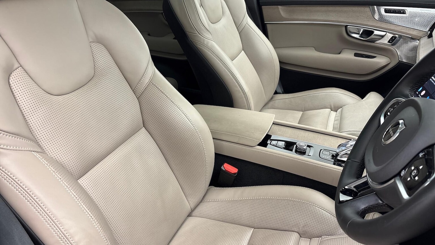 Used Volvo XC90 2025 for sale - 76464665: Photo 28