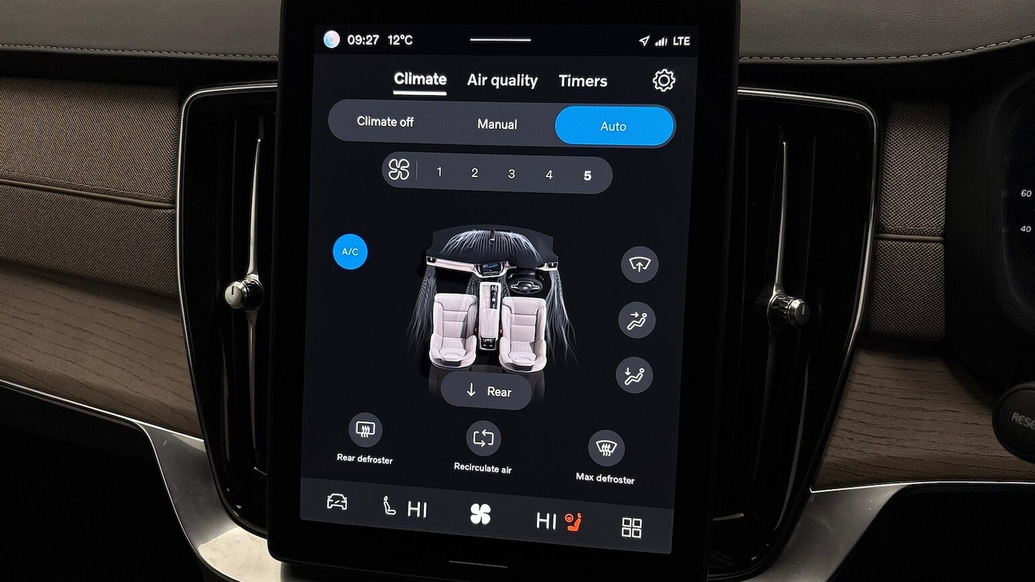 Used Volvo XC90 2025 for sale - 76464665: Photo 37