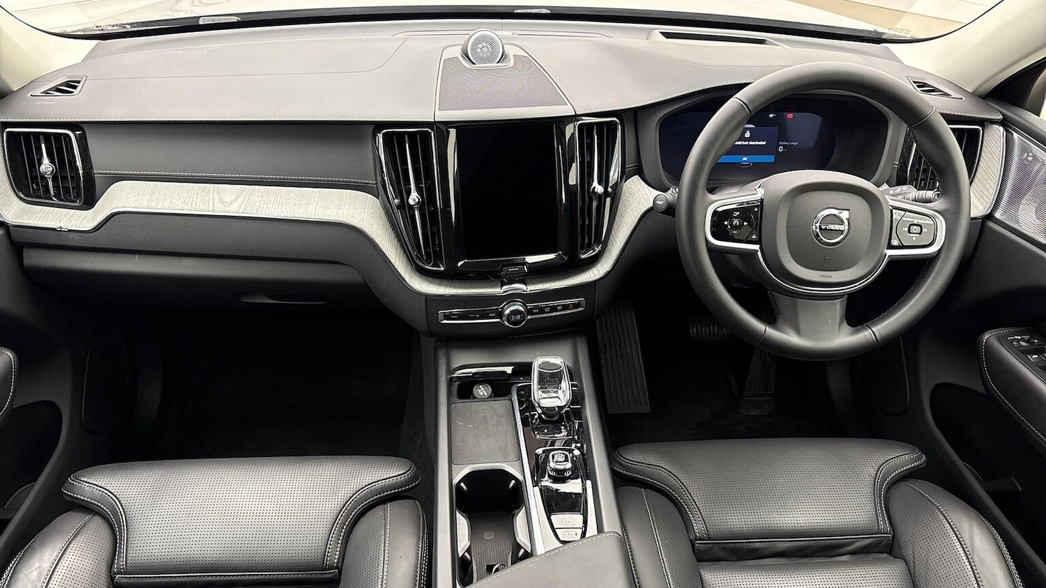 Used Volvo XC60 2025 for sale - 76464629: Photo 10