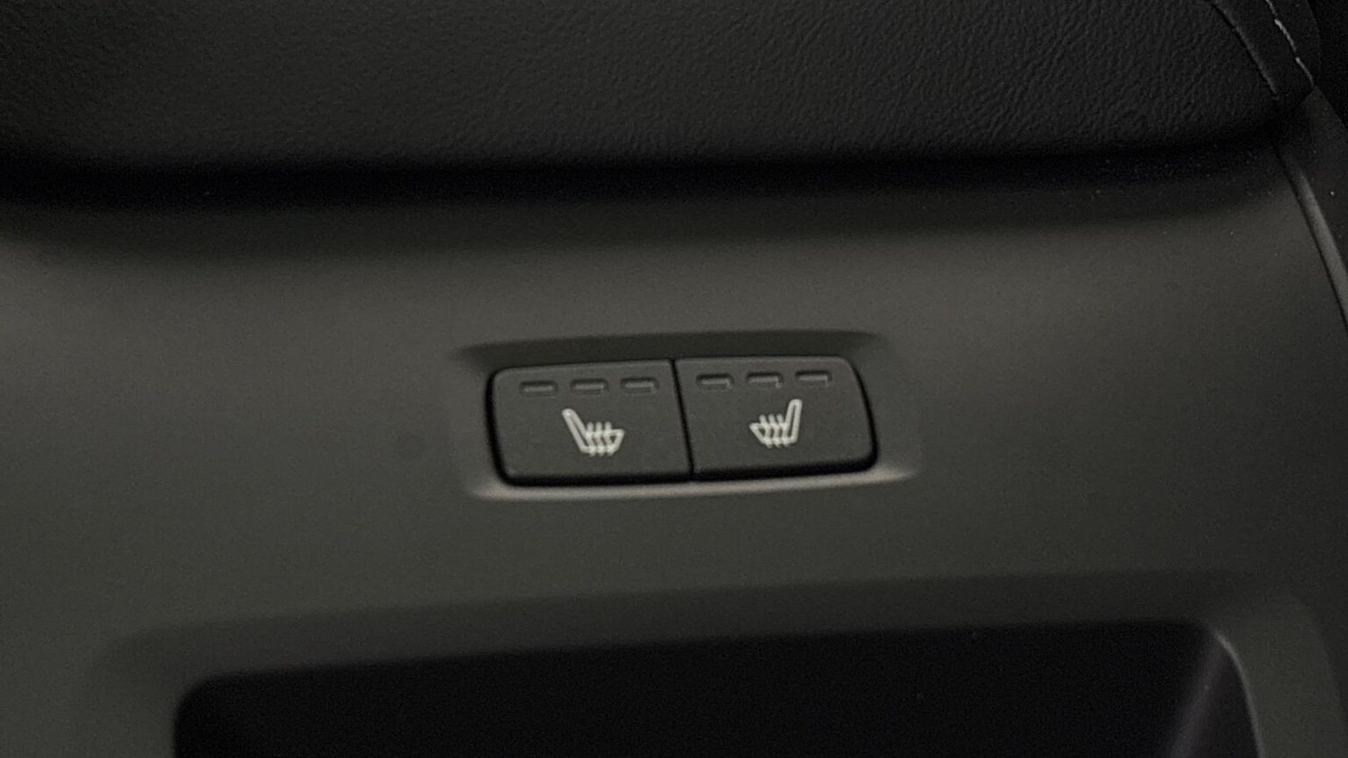 Used Volvo XC60 2025 for sale - 76464629: Photo 17