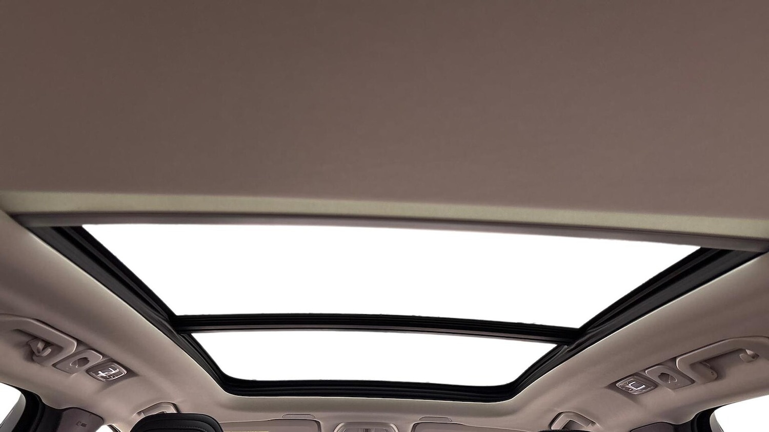 Used Volvo XC60 2025 for sale - 76464629: Photo 18