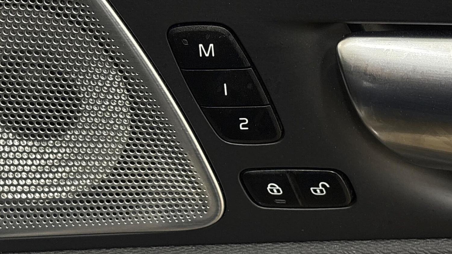 Used Volvo XC60 2025 for sale - 76464629: Photo 25