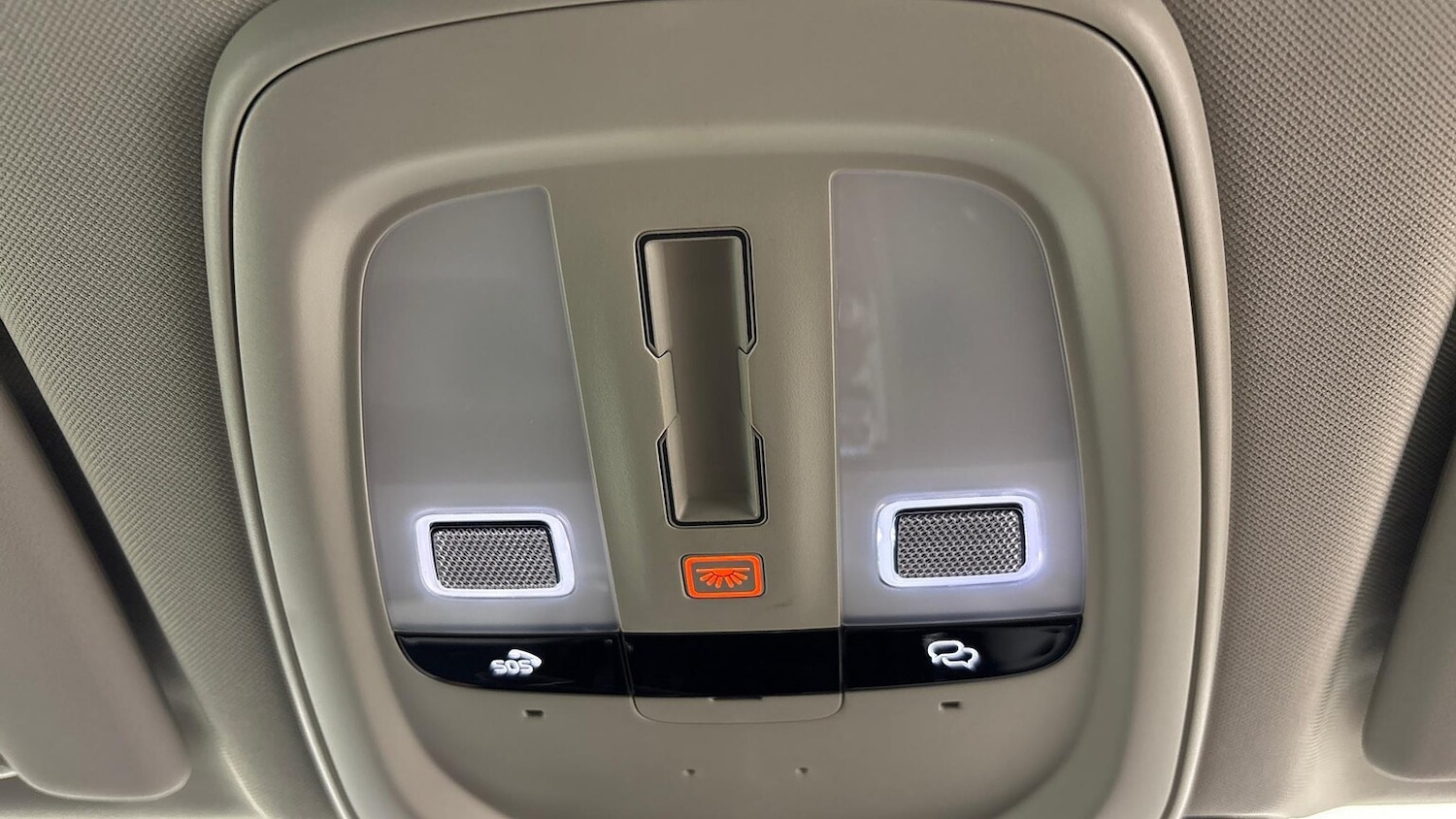 Used Volvo XC60 2025 for sale - 76464629: Photo 32