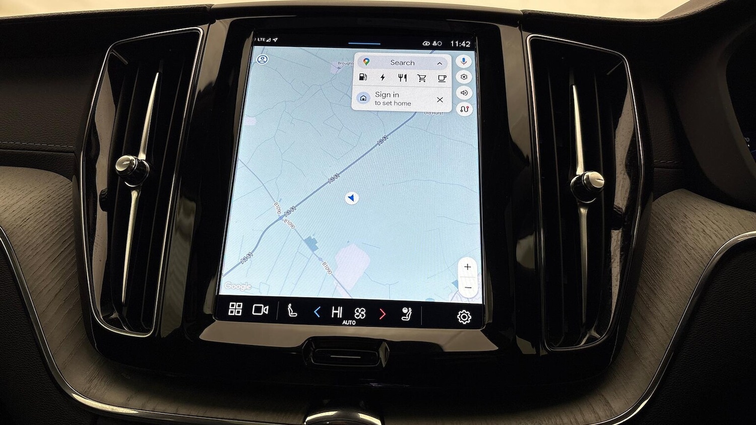 Used Volvo XC60 2025 for sale - 76464629: Photo 35